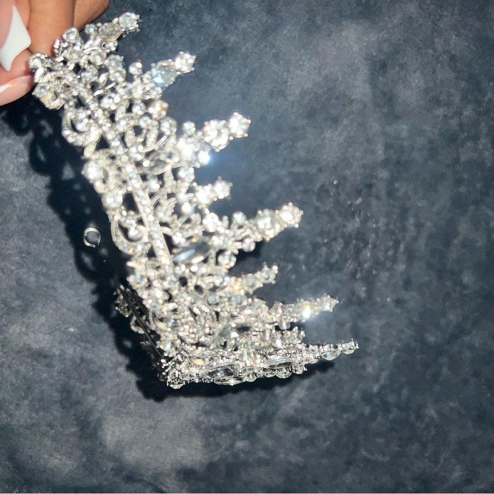 Silver Rhinestone Tiara - Picture 5 of 5